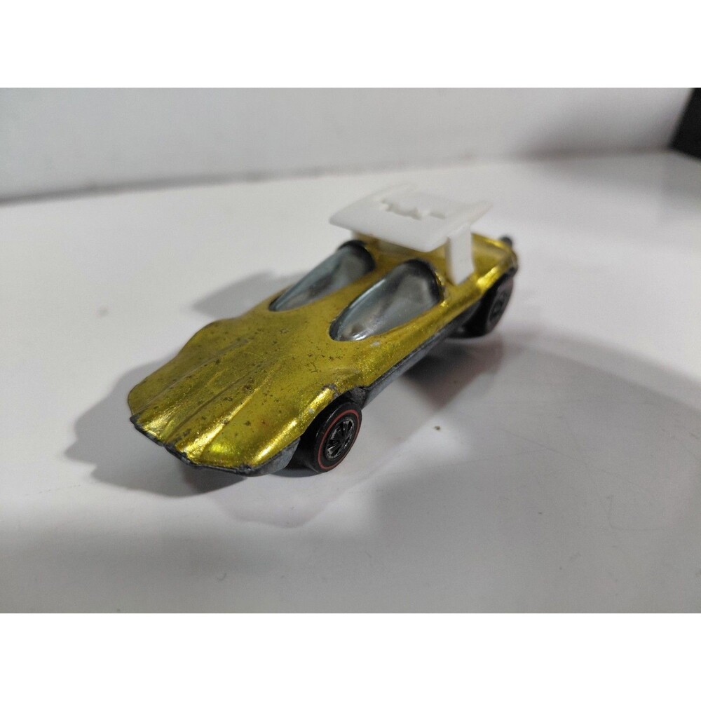 Hot Wheels 1:64 Die Cast Red Line 1969 USA Swingin' Wing Car